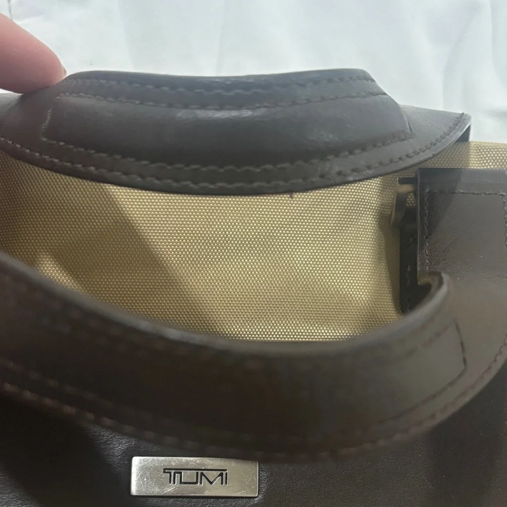 Tan Tumi |Bag